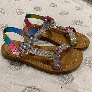 💙💓Unique summer sandals!